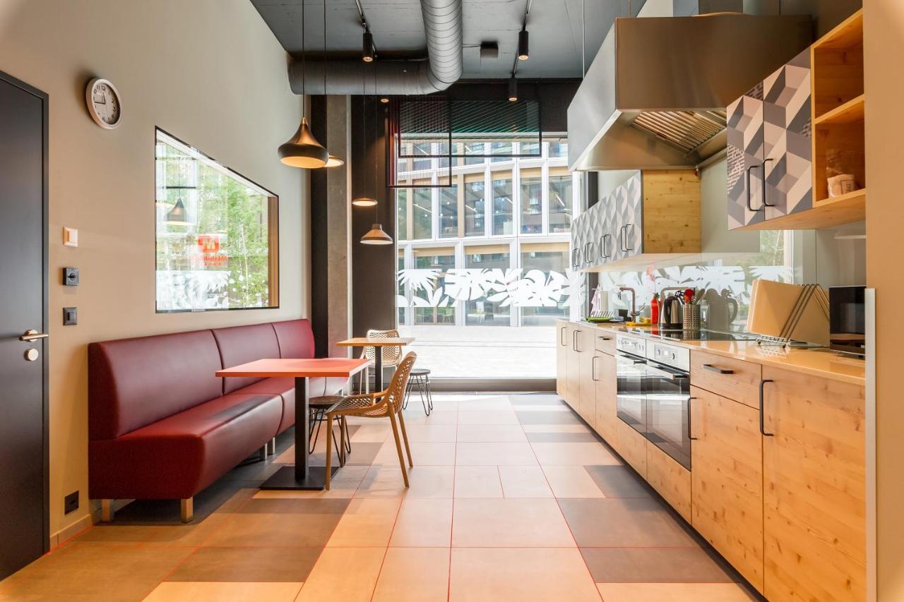 Meininger Hotel Zuerich Greencity Esterno foto