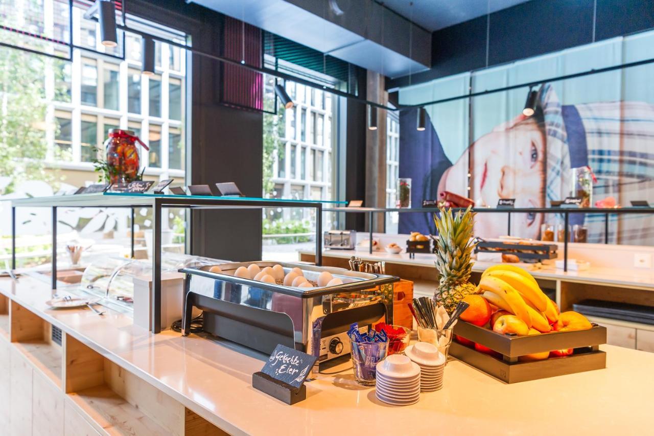 Meininger Hotel Zuerich Greencity Esterno foto