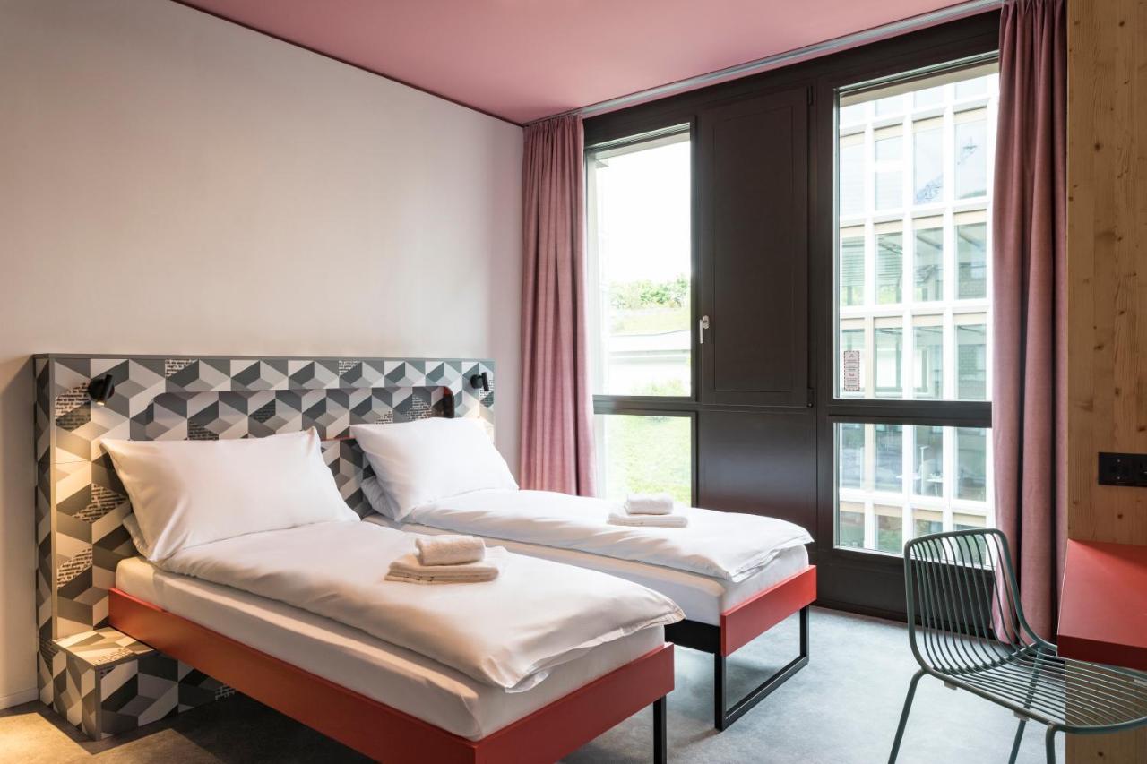 Meininger Hotel Zuerich Greencity Esterno foto