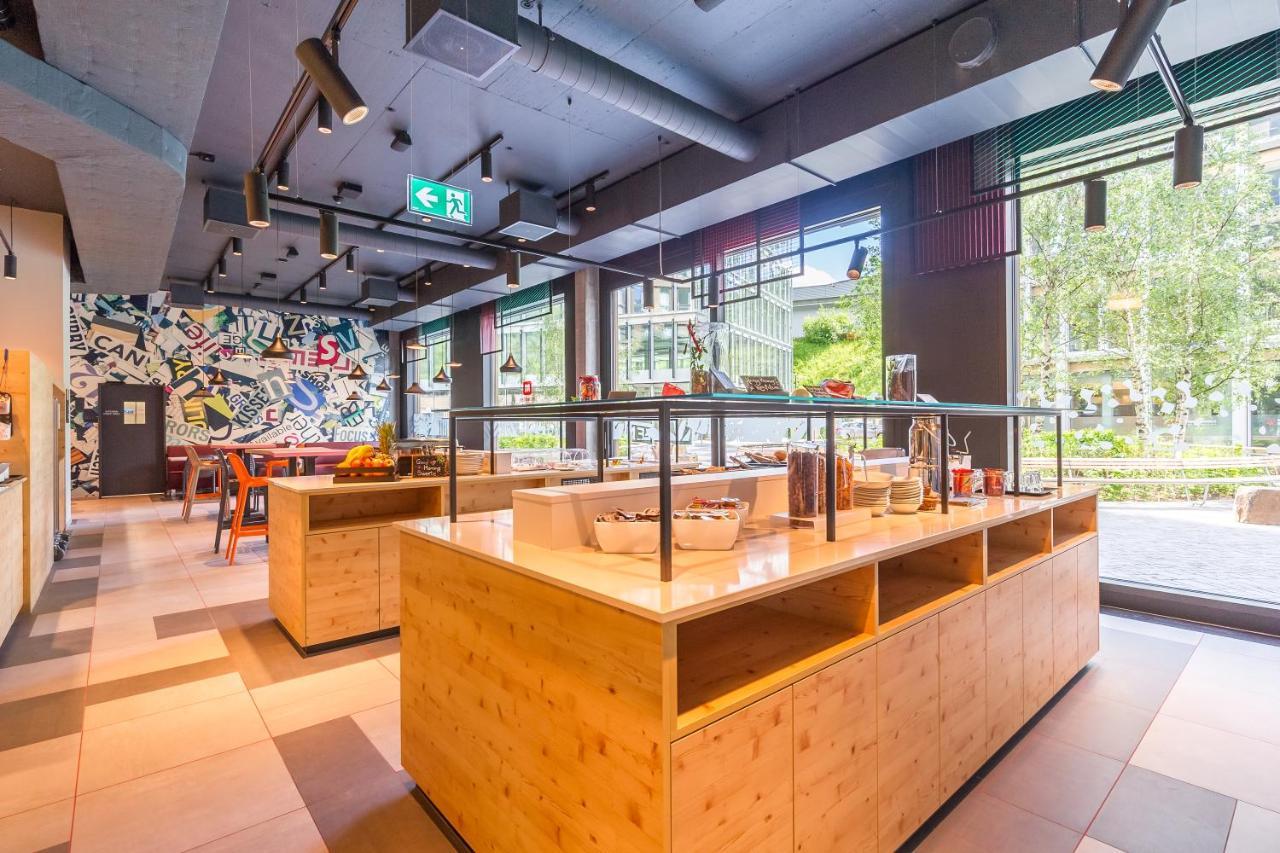 Meininger Hotel Zuerich Greencity Esterno foto